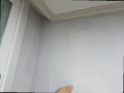 부평구 누수탐지 천장 누수 흔적과 배관 검사를 확인하는 현장 모습