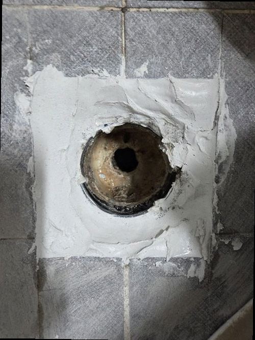 종로구 누수탐지 배관 보수 후 압력과 마감 상태를 점검하는 과정
