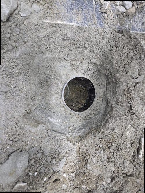 청주시 서원구 누수탐지 벽지 얼룩과 천장 누수 흔적을 확인하는 현장