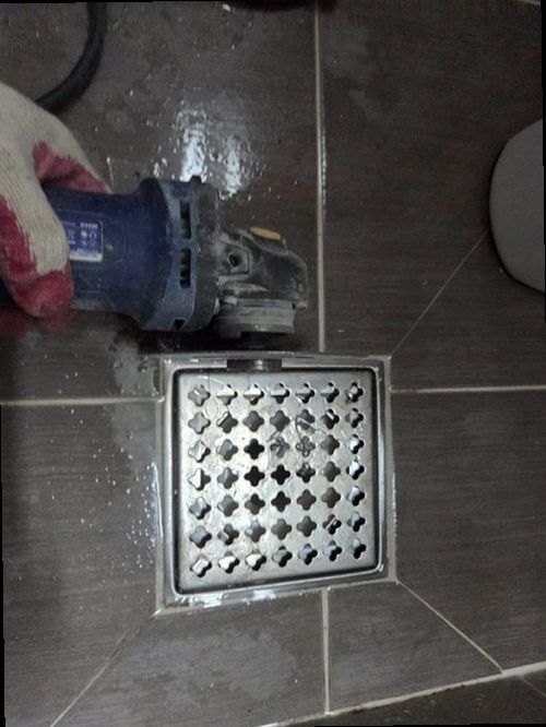 청주시 상당구 누수탐지 압력 게이지와 청음 장비로 배관 누수 위치를 확인하는 과정