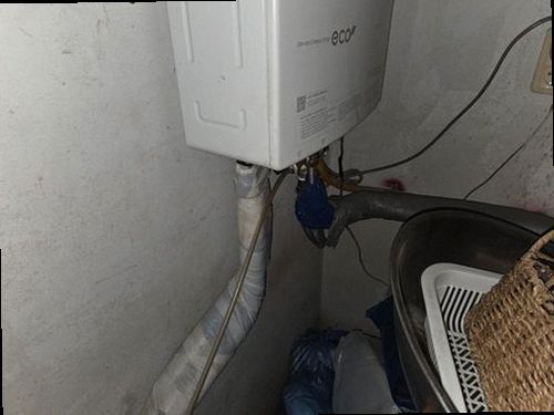청주시 상당구 누수탐지 난방 배관 공압 검사와 청음탐지 장비 사용 장면