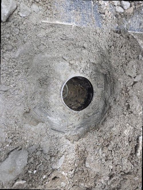 병점구 누수탐지 천장 얼룩과 벽면 수분 흔적을 확인하는 현장 점검