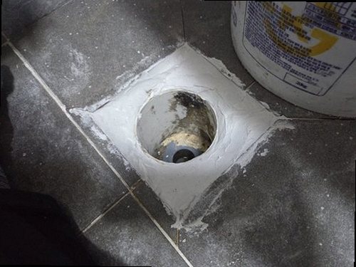 부산 남구 누수탐지 대연4동 누수탐지 화장실천장배관누수 시간을 줄이는 누수 점검법