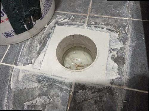 양평 누수탐지 옥천면 누수탐지 화장실누수문제 부분 보수와 전체 교체 비교