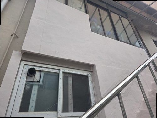 아산시 누수탐지 베란다 천장 물자국과 습기 발생 상태