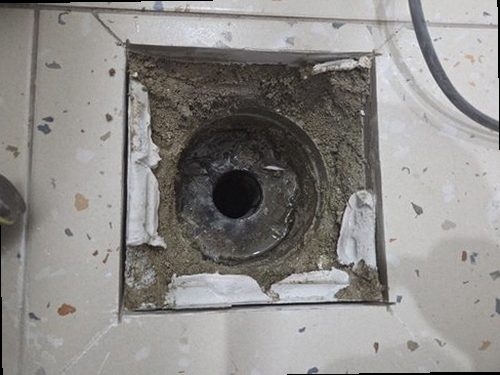 서해구·검단구 누수탐지 가스탐지와 청음탐지로 누수 위치를 확인하는 모습