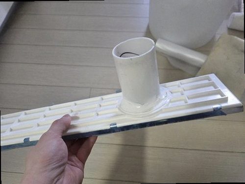 서해구·검단구 누수탐지 수도계량기 별침과 밸브를 확인하는 모습