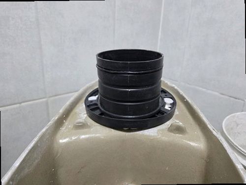 평택 누수탐지 수도계량기 별침과 욕실 천장 누수 흔적을 확인하는 현장